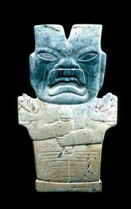 Antropomorfe plaquette, mogelijk de vuurslang, Pre-Columbiaans, 800-400 v.Chr. (serpentijn & cinnaber) door Mesoamerican Mesoamerican