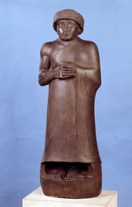 Mesopotamië: standbeeld in dioriet zonder inscriptie van Gudea, gouverneur van de stad Lagash. Ongeveer 2150 v.Chr. Neo-Sumerische periode (ca. 2150-2000 v.Chr.). Parijs, Louvre Museum