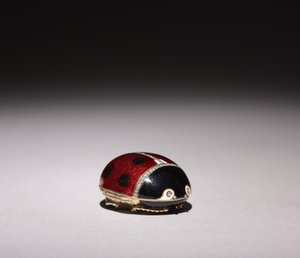 Lieveheersbeestje doos, firma van Peter Carl Fabergé