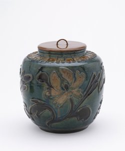 Polychrome pot met lakdeksel