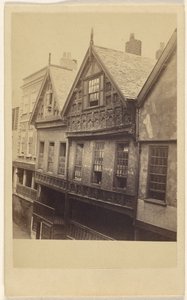 Chester. [zicht op gebouwen]. door Minshull and Hughes