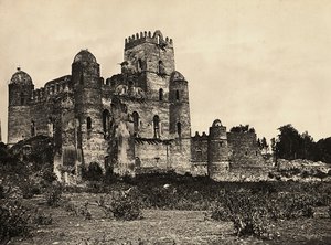 Het kasteel van koning Fasiladas in Gondar, Ethiopië, 09/05/1936 door Modestino Baldinetti