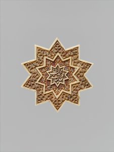 Stervormige plaquette, Iran, eerste helft 16e eeuw door Muhammad Talib Gilani