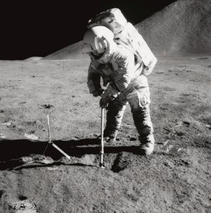 Apollo 15 - NASA door NASA Images