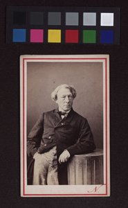  door Nadar