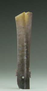 Gespleten beitel (zhang), Qijia Cultuur, ca. 2500-2000 v.Chr. door Neolithic Period Chinese School