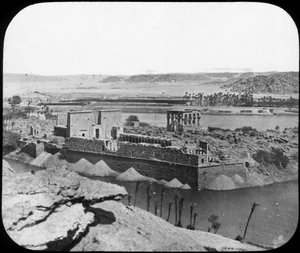 Algemeen overzicht van ruïnes, Philae, Egypte, ca. 1890