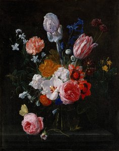 Een boeket bloemen in een kristallen vaas door Nicolaes van Veerendael