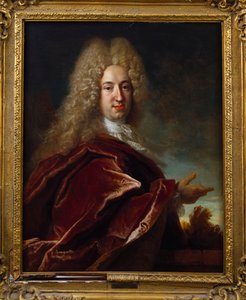 Portret van een heer, met een lange pruik, kanten jabot en bordeauxrode mantel