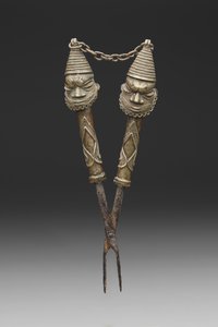 Geïllustreerde Tangen voor Oshugbo Society Rituelen door Nigerian Nigerian