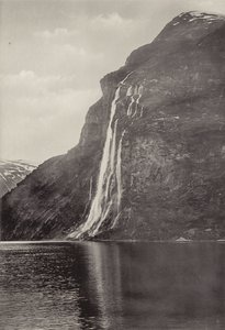 De Zeven Zusters (Waterval) Geiranger door Norwegian Photographer