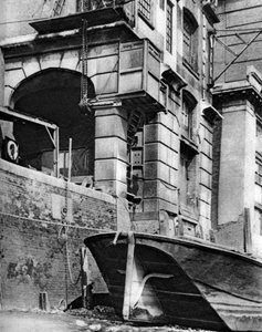 De overblijfselen van een Thames-side stadshandelaar herenhuis, nabij Cannon Street Station, 1926-1927