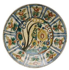 "Kubachi" schaal door Persian School