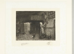 Vrouw die een wandklok opwindt