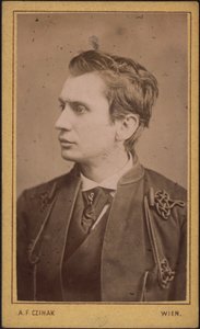 Leopold von Sacher-Masoch door Photo studio Adolf F. Czihak.