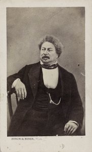 De auteur Alexandre Dumas père 1802-1870, 1870 door Photo studio Duroni and Murer.