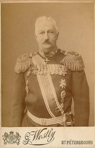Generaal Konstantin Pavlovich Prezhbyano 1840-1905 door Photo studio E. Westly and Co.