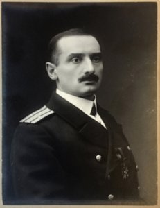 Portret van Alexander Kolchak door Photo studio H. Rentz and F.