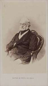 Portret van Graaf Karl Robert Nesselrode door Photo studio Mayer and Pierson.