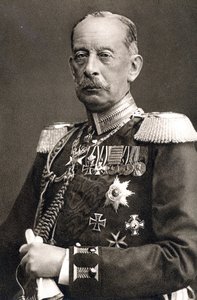 Alfred von Schlieffen (z/w foto) door Photographer German