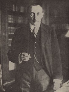 Dr. Karl Helfferich, Duitse minister van Financiën