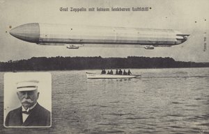 Graaf Ferdinand von Zeppelin en een van zijn luchtschepen door Photographer German