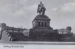 Monument voor Kaiser Wilhelm I, Deutsches Eck, Koblenz, Duitsland (zw/w foto) door Photographer German