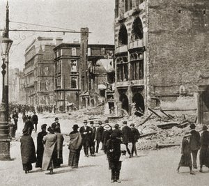 Dublin na de Paasopstand, april 1916 (zwart-wit foto) door Photographer Irish