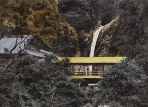 Japan, ca. 1912: Nunobiki-waterval is 43 voet hoog, de stad Kobe krijgt water van deze waterval, Kobe