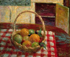 Mand met fruit op een tafel