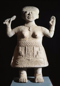 Precolumbiaanse kunst, Totonac beschaving: beeldje van priesteres met armen in de lucht door Pre Columbian Pre Columbian