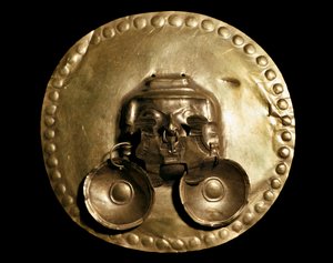 Precolumbiaanse beschaving Calima: gouden borstplaat door Pre Columbian Pre Columbian