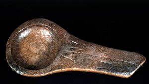 Lamp van de Magdalénien uit Lascaux - Musée des Antiquités de Saint-Germain-en-Laye