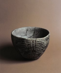 Prehistorie: keramische vaas gegraveerd met neolithische decoraties uit de Caverna Delle Arene in Candide (Ligurië). Pegli, Museo Villa Pallavicini