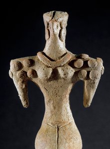 Prehistorie: kleistatuette van een vrouw met vierkante schouders uit centraal Turkmenistan (Kara-Depe regio). 4000-3700 v.Chr. Eneolithicum, Kopertijd door Prehistoric Prehistoric