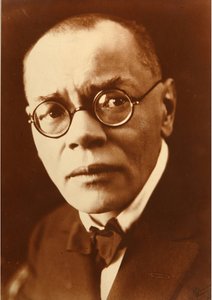 Portret van de auteur Aleksey Mikhailovich Remizov (1877-1957). Foto door Pyotr Ivanovich Shumov (1872-1936)