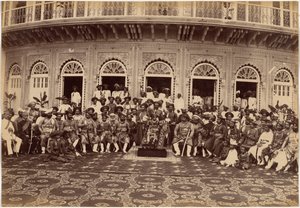  door Raja Deen Dayal