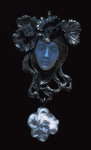 Vrouwelijk gezicht hanger door Rene Jules Lalique