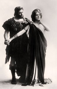 Oscar Asche en Lily Brayton in een scène uit The Virgin Goddess, begin 20e eeuw