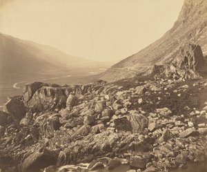 Rotsen aan de kop van Glyn Francon. door Roger Fenton