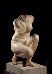 Aphrodite hurkend door Roman