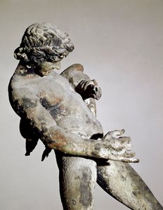 Detail van een faun (bronzen beeldhouwwerk) door Roman
