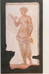 Meisje met een doos, Pallavicini Rospigliosi collectie, rond 200 na Christus, inv 103420 door Roman