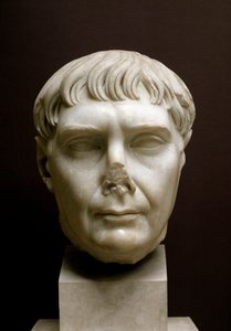 Hoofd van keizer Trajanus, 2e eeuw (marmeren beeldhouwwerk) door Roman
