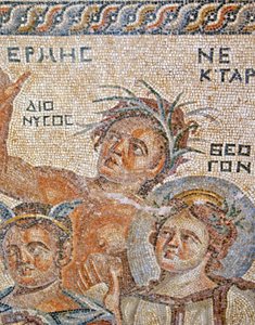 De presentatie van baby Dionysus door Hermes, detail van Hermes, Nectar en Theogen, Huis van Aion, Paphos, Cyprus mozaïek door Roman