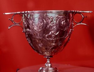 Schat van Boscoreale: cantharische (drinkvaas) met bladeren van plataanbomen. Eind 1e eeuw v.Chr.-1e eeuw n.Chr.