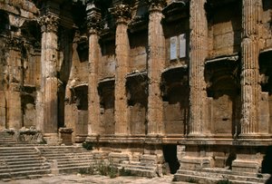 Tempel van Bacchus, detail, Hoge Keizerlijke Periode (27 v.Chr.-395 n.Chr.)