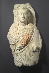 Grafbeeld van een vrouw, gevonden in Oxyrhynchos, 3e-4e eeuw (kalksteen met sporen van gesso en verf) door Roman Period Egyptian