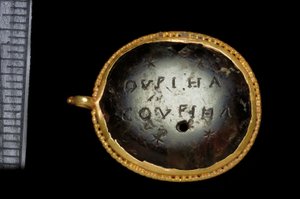 Magische hanger, 3e - 4e eeuw n.Chr. door Roman Roman