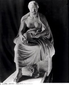 Zittende filosoof, het hoofd wordt verondersteld Demosthenes (384-322 v.Chr.) te zijn (later toegevoegd) uit villa Montalto-Negroni door Roman Roman